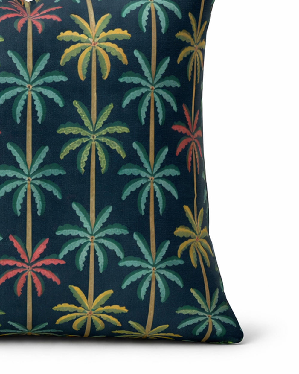 Roar Cushion