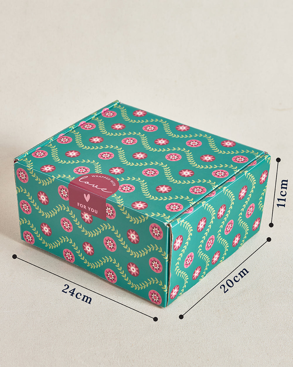 Jhilmil Gift Box - Squarish