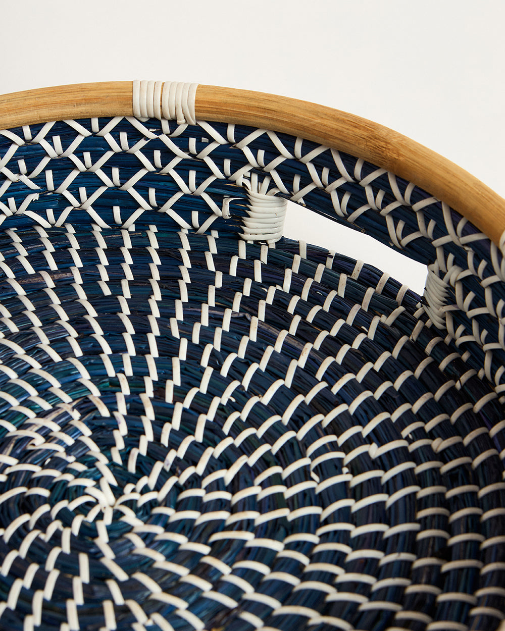 Bali Seagrass Tray, Blue - 40 cm