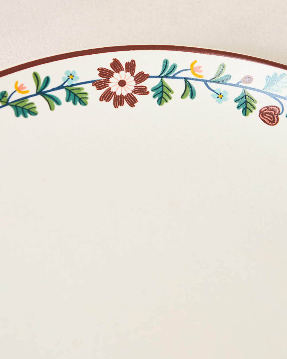 Tiara Dinner Plate, 10" dia | Kashmir Trails