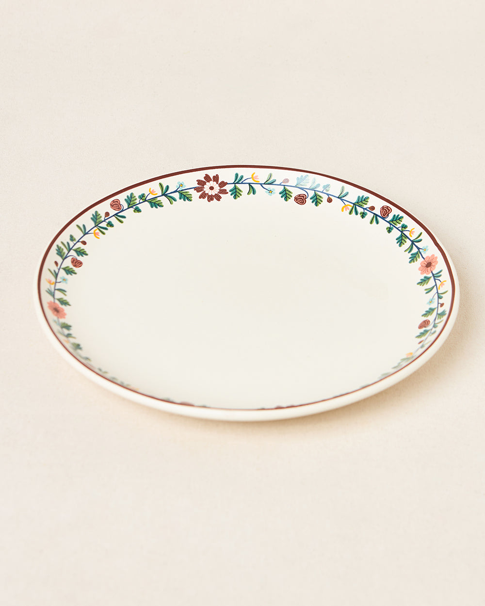 Tiara Dinner Plate, 10" dia | Kashmir Trails