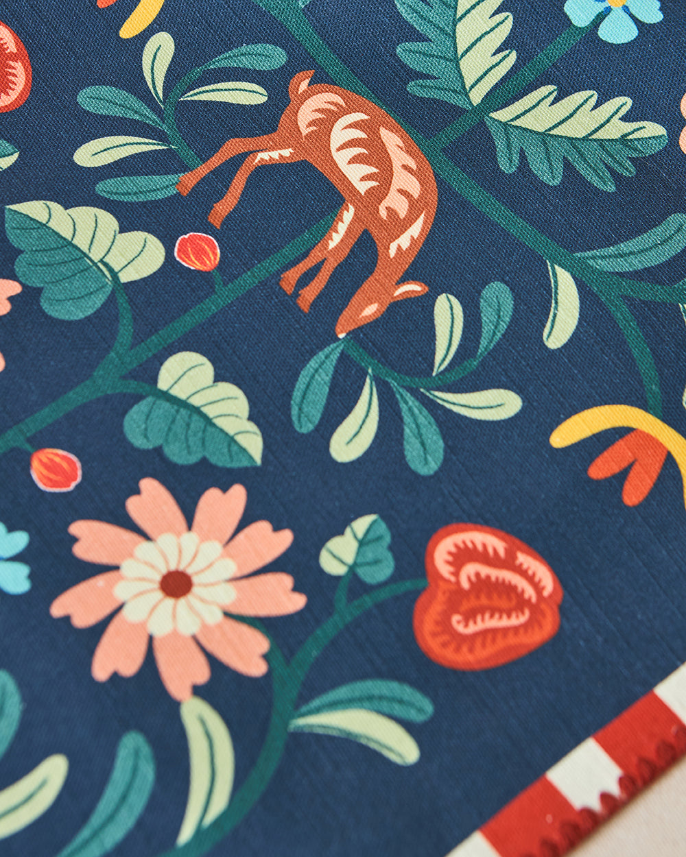 Apple Orchards Table Runner, 13"x72" | Kashmir Trails