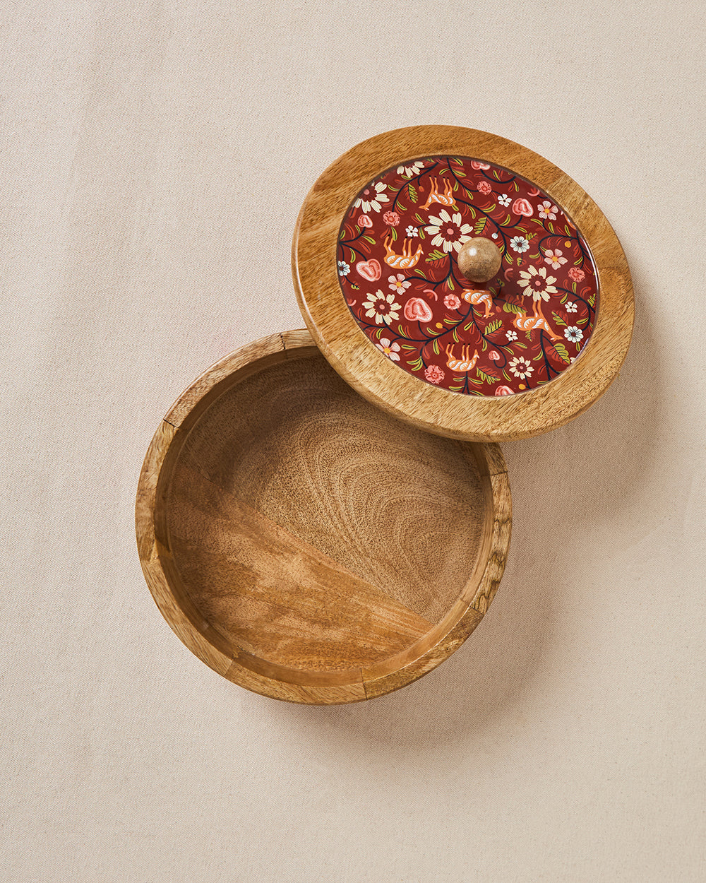 Apple Orchards Wooden Roti Box, 8" dia | Kashmir Trails