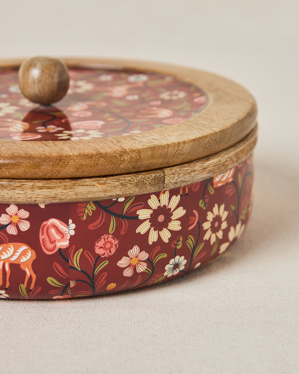 Apple Orchards Wooden Roti Box, 8" dia | Kashmir Trails