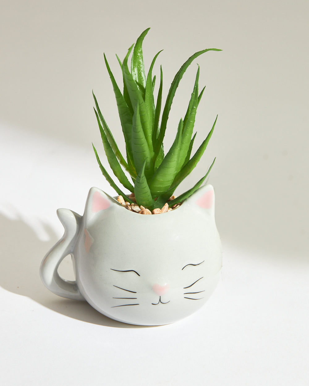 Blushing Cat Planter