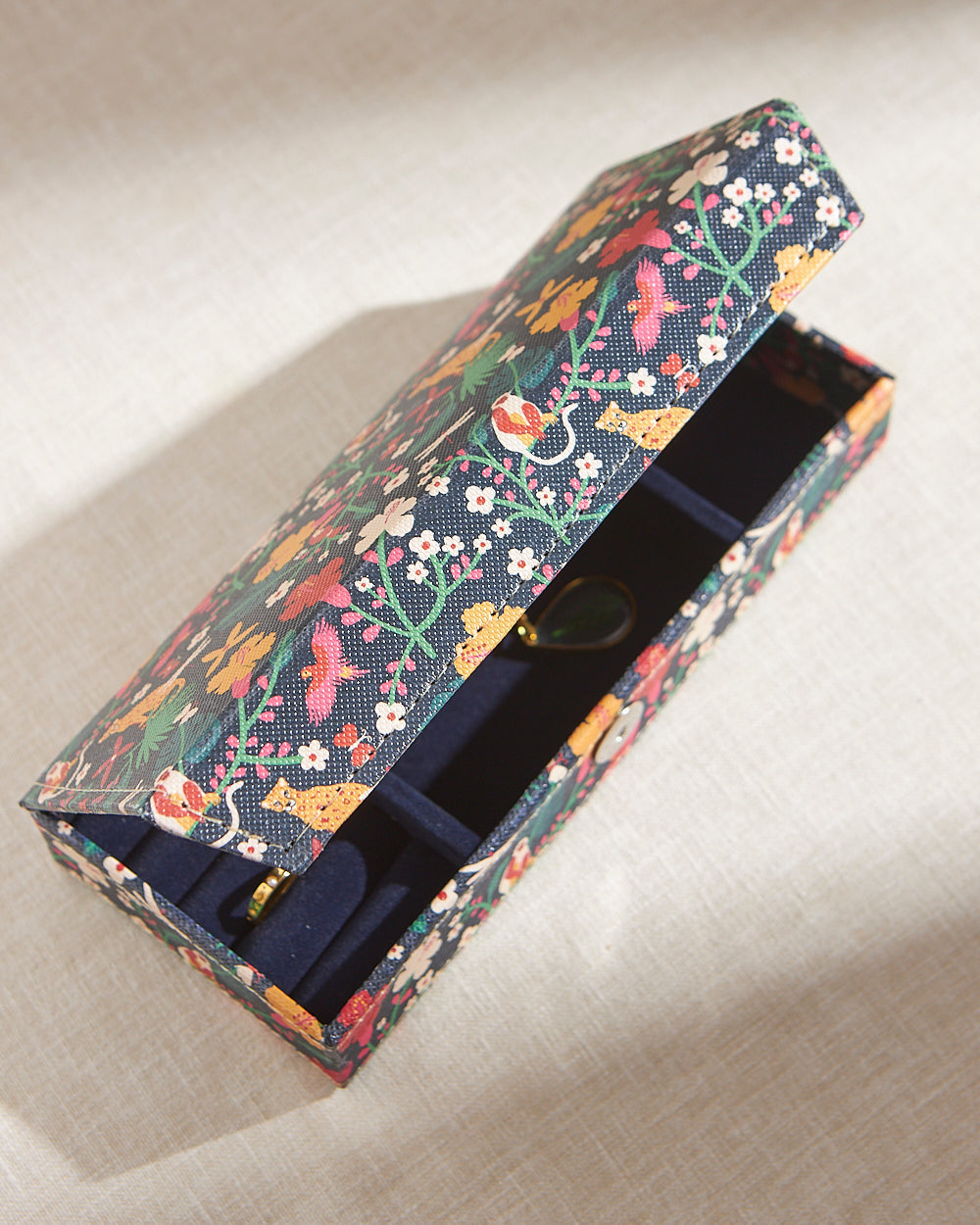 Madagascar Tales Jewellery Box