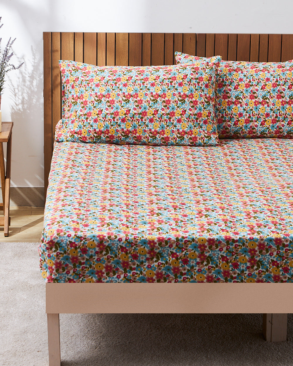 TEAL by Chumbak Sunshine Bloom Bedsheet, Orange - Queen size, 104 TC