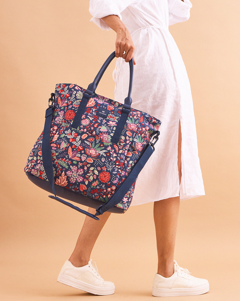 Travel Tote | Batik Bloom