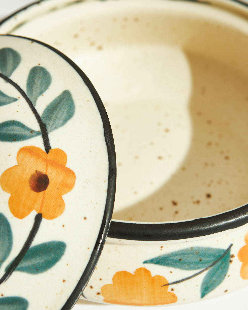 Marigold Casserole | Handpainted Stoneware