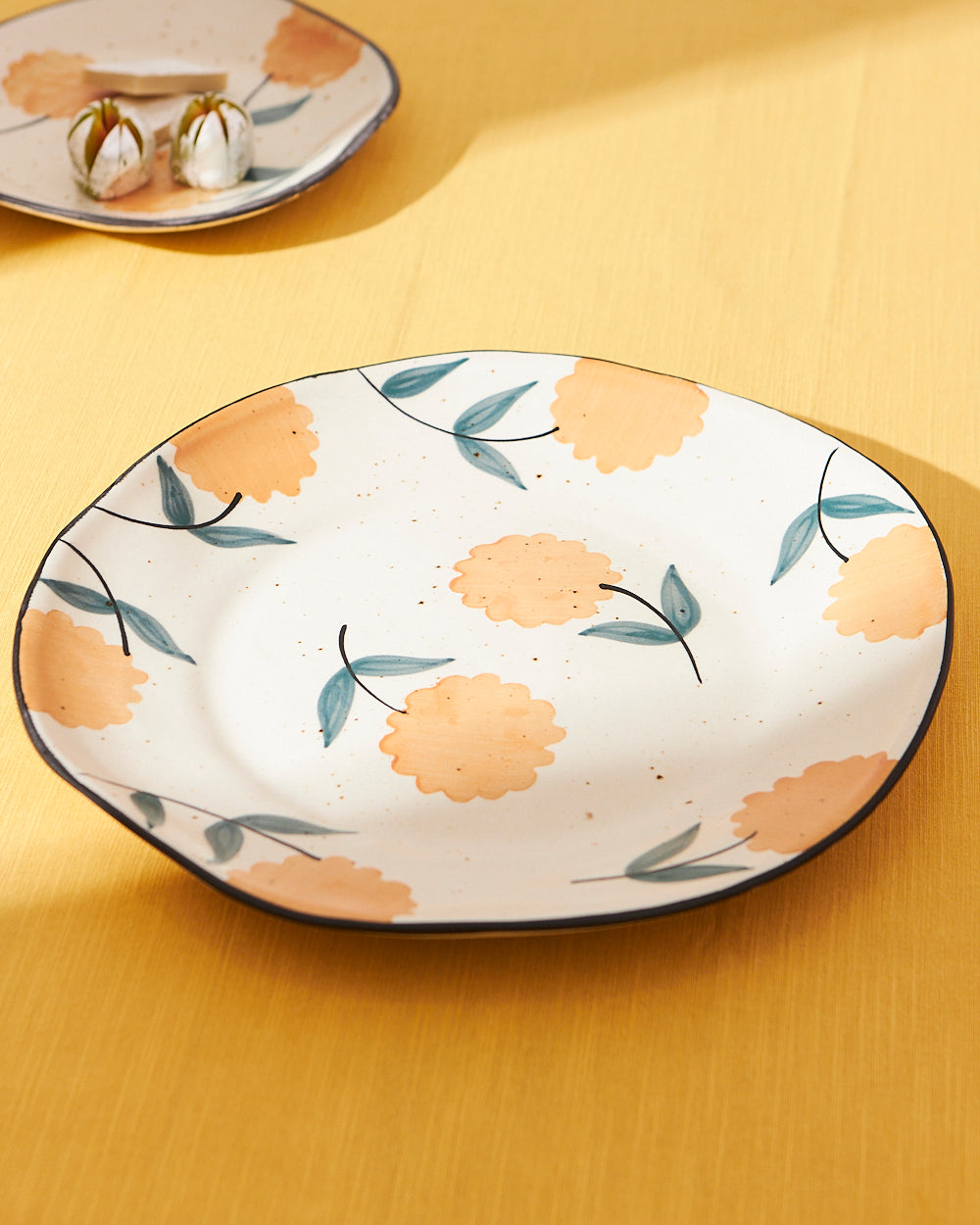 Marigold Dinner Plate | Handpainted Stoneware