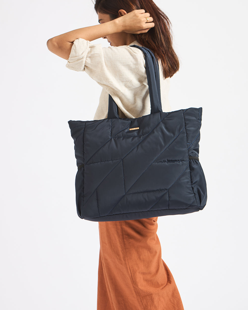 Quilted Puffer Tote - Navy