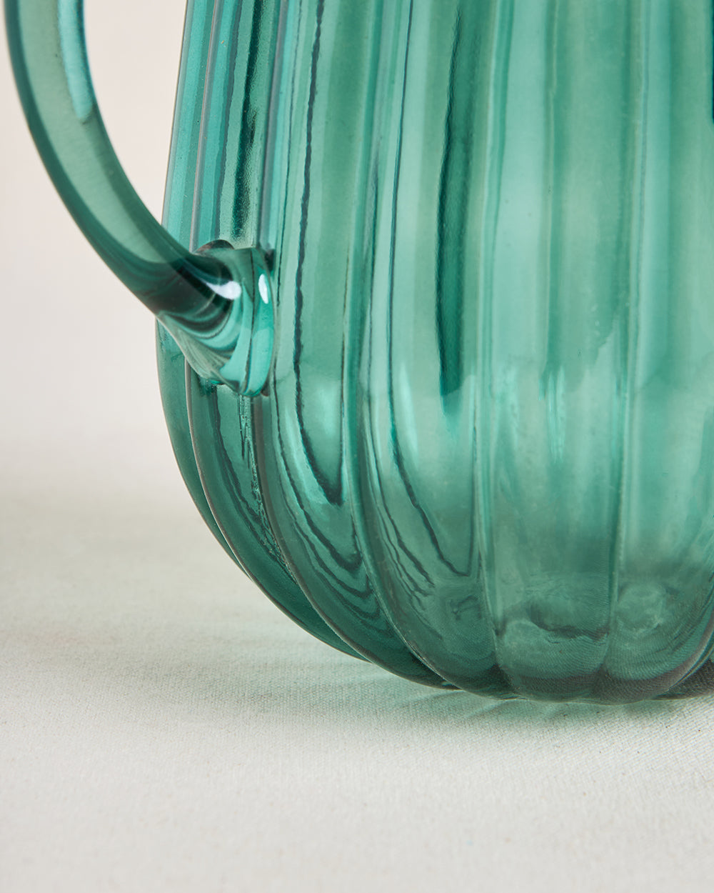 Cove Glass Pitcher with Lid, 2250ml